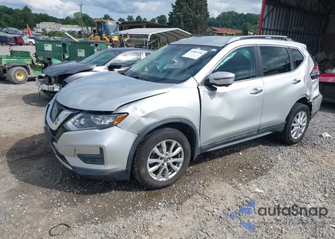 2017 Nissan Rogue S/Sl/Sv z USA, uszkodzony, nr VIN 5N1AT2MV3HT881974